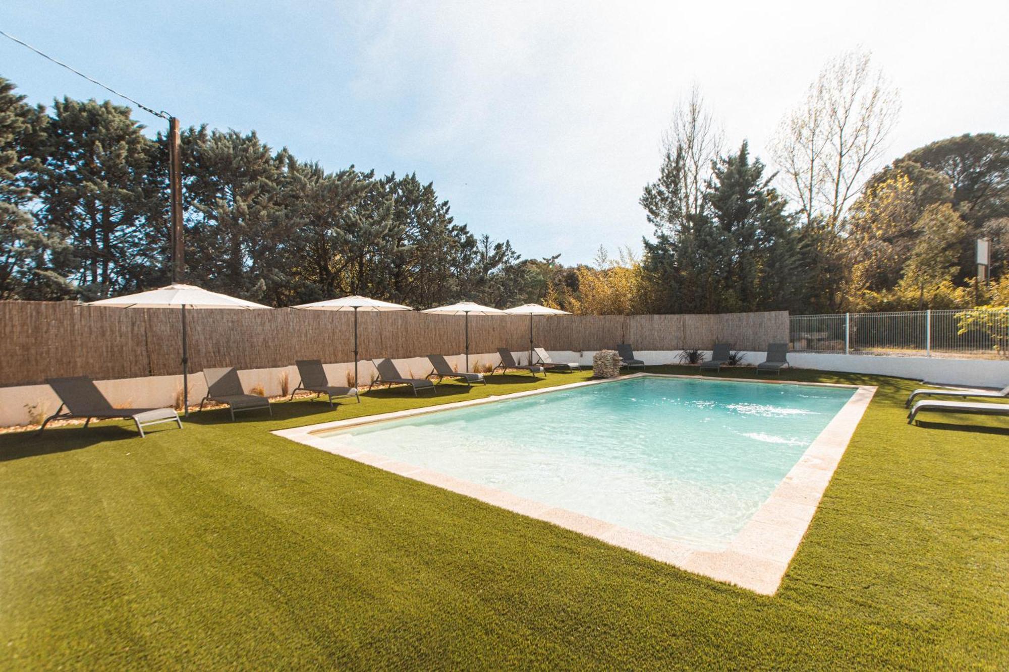 Soko Hotels-Pont Du Gard Remoulins Exterior foto